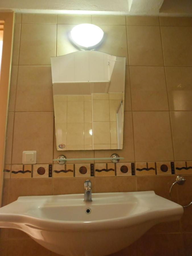 Maviev Otel Çeşme Værelse billede